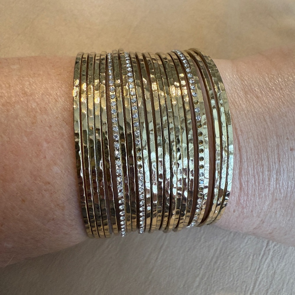 Elegant Gold Bangle Bracelet Set